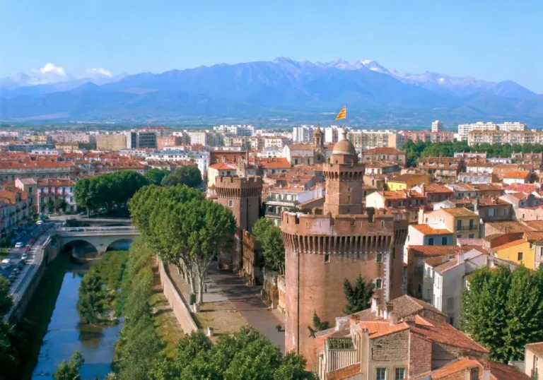 Immobilier à Perpignan en 2026 : pourquoi les prix continuent-ils de faire parler ?